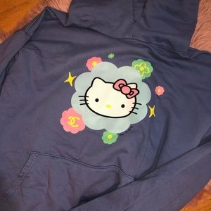 mega yacht hello kitty/ Chanel sweatshirt